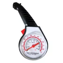 Манометр Magnum автомобильный стрелочный пластиковый
