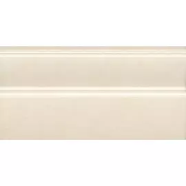Плинтус 30х15 Каподимонте бежевый FMA006