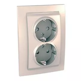 SE Unica Беж Розетка 2-ая с/з с защитными шторками винт. зажим, литая