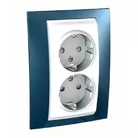 SE Unica Хамелеон Голубой лед Розетка 2-ая с з/к (белая вставка)