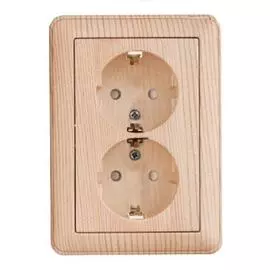 SE Wessen 59 Сосна Розетка 2-ая с/з с защитными шторками (в сборе, с рамкой)