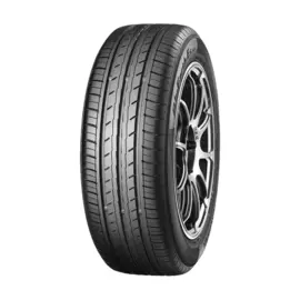 Шина YOKOHAMA BluEarth-Es ES32 185/70 R 14 (модель 9333986)