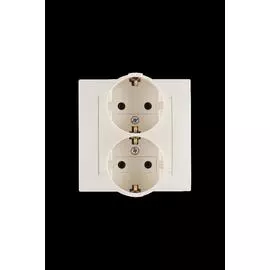 Simon 15 Бежевый Розетка 2-я с/з литая (в сборе с рамкой)