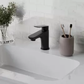 смеситель для умывальника рычажный paini laguna черный layo205