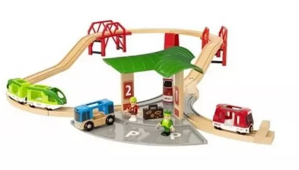 Brio Игровой набор с автовокзалом, 2 мостами и ж/д