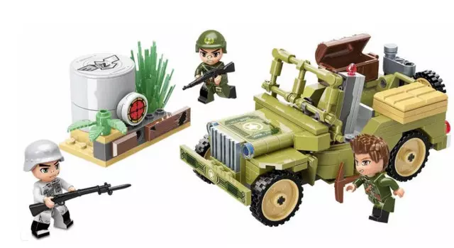 Конструктор Enlighten Brick Военная техника с фигурками и аксессуарами 264 детали