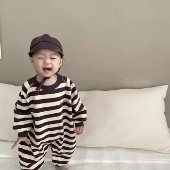2025 Winter New Newborn Baby Plus Velvet Thick Romper Long Sleeve Infant Girl Vintage Striped Jumpsuit Baby Warm Casual Clothes