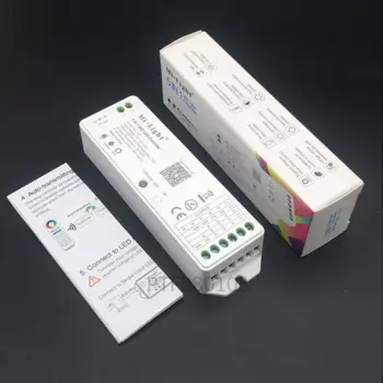 2 шт.Miboxer WL5 2.4G 15A 5 В 1 светодиодный контроллер Wi-Fi для одноцветных, CCT, RGB, RGBW, RGB+CCT светодиодных лент, поддержка Alexa Voi