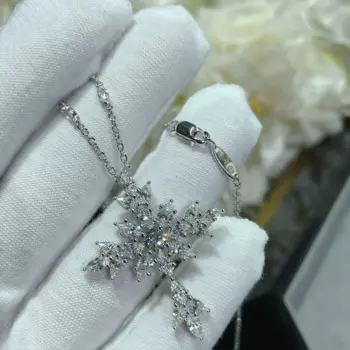 Цепочка женская из серебра 925 пробы с подвеской-кристаллом