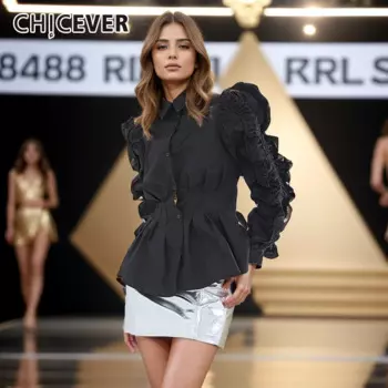 CHICEVER однотонная рубашка со складками для женщин, пышные рубашки с лацканами и длинными рукавами, лоскутные пуговицы, повседневные утягивающие блузки одного размера, женские