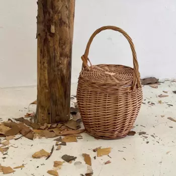 Бамбуковая корзина