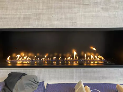 Inno-Fire 48-дюймовый этаноловый камин с дистанционной спиртовой плитой камин