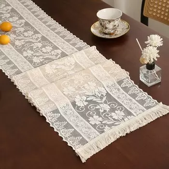 Кружевная скатерть белая