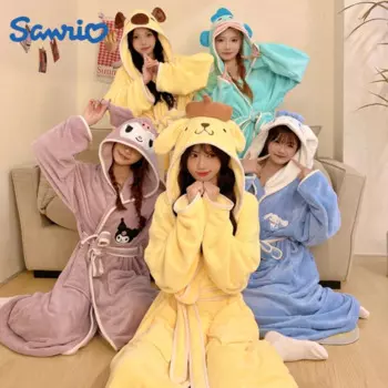 Ночная рубашка Sanrio Melody Kuromi Cinnamoroll, Мультяшные узоры, коралловый флис, осенне-зимний стиль, халат, пижама для любителей