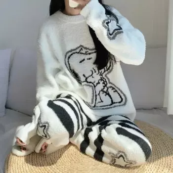 Новинка Kawaii Snoopy милый свободный шезлонг с длинными рукавами коралловый флис круглый вырез полосатая Пижама Аниме мультфильм девушки плюшевые подарки