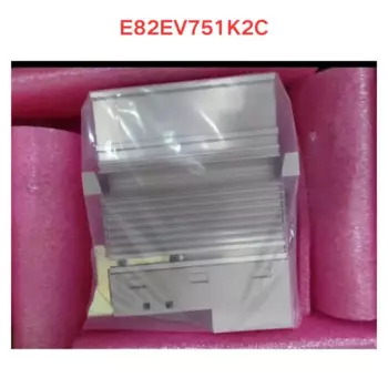 Новые оригинальные преобразователи частоты E82EV751K2C