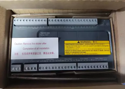 Новый контроллер PLC в коробке, 24 часа в течение отгрузки TM200C40R
