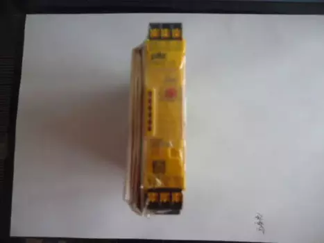 Реле Pilz PNOZS3 750103 PNOZ S2 751102 750102 751103
