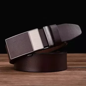 Ремень мужской кожаный с пряжкой, ширина 3,4 см