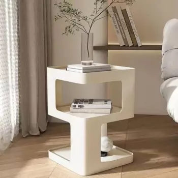 Роскошный журнальный столик Nordic Light, железный художественный маленький столик, прикроватный столик для сидения, геометрический креативный угловой столик, стильный и функциональный