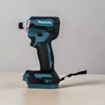 Шуруповерт Makita DTD171 Аккумуляторный ударный, 18 в