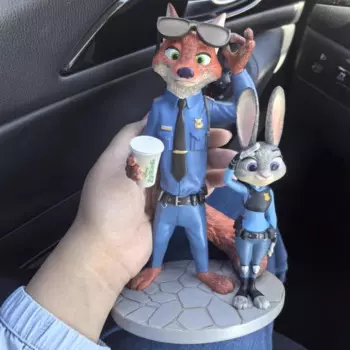 Статуэтка из мультфильма Disney, настольная модель из смолы, украшения, модная коллекционная игрушка, детские подарки на день рождения