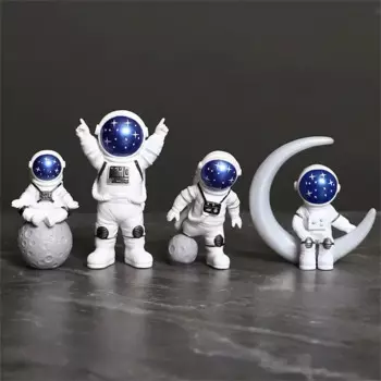 Статуэтка космонавта MOONBIFFY