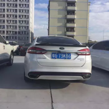 Стильный высококачественный спойлер M4 для заднего крыла из углеродного волокна, подходит для Ford Mondeo/Fusion 2013 - 2017