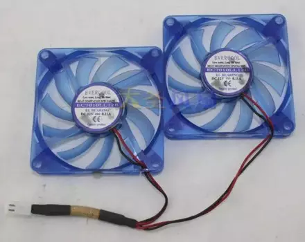 Видеокарта EVERCOOL EC7010LL12E 12 В, 0,11a 70*70*10 мм, 2 линии, два вентилятора