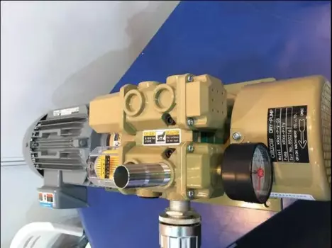 вакуумный насос KHF08-P-V-03 роторный лопастной
