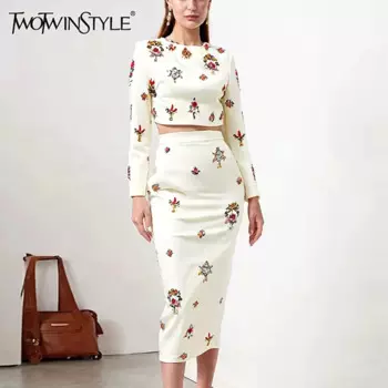 Женский костюм из двух предметов TWOTWINSTYLE, облегающий костюм с круглым вырезом, длинным рукавом, высокой талией и юбкой со стразами