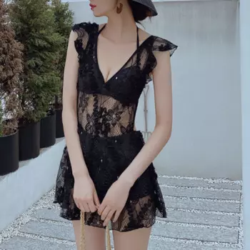 Женский пикантный пляжный купальник, тонкая дышащая короткая юбка-бикини с оборками на рукавах, глубоким v-образным вырезом и открытой спиной, лето 2024
