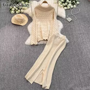 Женский вязаный костюм TWOTWINSTYLE, однотонный комплект из двух предметов, свитер с высоким воротником и длинным рукавом, юбка с высокой талией, Повседневный, KSE513323