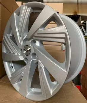 Литые колесные диски Carwel