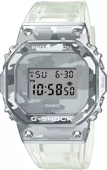 Мужские часы Casio GM-5600SCM-1ER