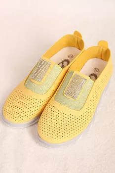 Туфли черные на каблуке