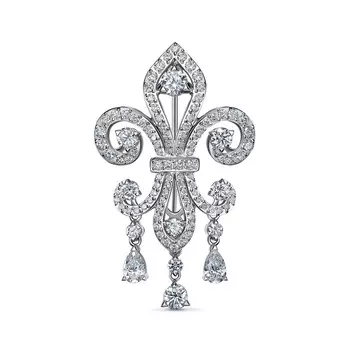 Брошь с 108 бриллиантами белое золото 750