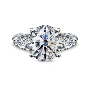 Кольцо с 3 бриллиантами белое золото 750