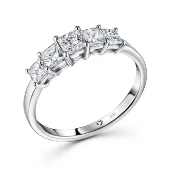 Кольцо с 5 бриллиантами белое золото 750