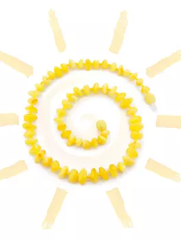 Детские бусы «Чипсы» из натурального пейзажного янтаря