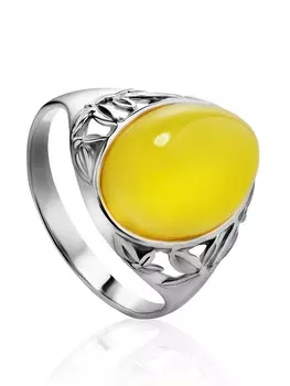 Кольцо с натуральным янтарём белого цвета «Кармен»