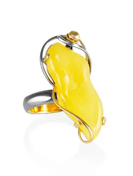 Кольцо из серебра с позолотой, украшенное текстурным янтарём «Риальто»