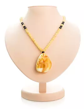 Колье с крупной подвеской из натурального пейзажного янтаря «Лаура»