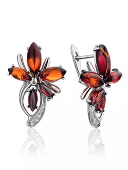 Небольшие серьги с натуральным янтарем вишневого цвета в изысканном обрамлении «Барбарис»