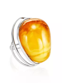 Объёмное серебряное кольцо с натуральным текстурным янтарём