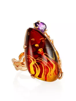 Потрясающее позолоченное кольцо с натуральным расписанным янтарём «Версаль»