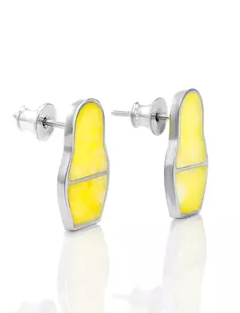 Стильные серьги-гвоздики из медового янтаря Matryoshka®