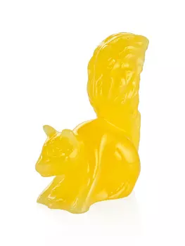 Сувенир-резьба из натурального янтаря «Белочка»