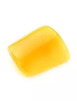 Сувенирный янтарь насыщенного медового цвета 28х23х10 мм