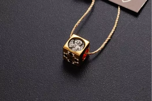 Бусина. Архангел Михаил